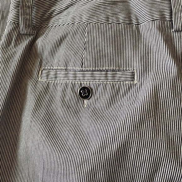 Rafaella blue/white striped Capris. Size 10 - Picture 5 of 7